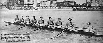 143,988 likes · 3,880 talking about this. Datei A Berlin Becs Budapest Versenyben Gyoztes Magyar Valogatott Nyolcas Jpg Wikipedia