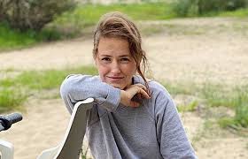 I czasem trudno w to tak naprawdę nikt by się nie domyślił, że olga frycz i jej partner oraz ojciec jej córki zdecydowali się. Olga Frycz I Jej Nowa Fryzura Aktorka Postawila Na Blond Wlosy Przepieknie Wygladasz W Takim Wydaniu