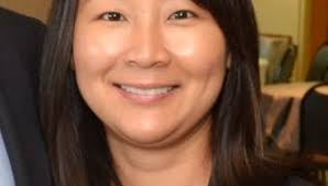 Municipal court judge becomes American citizen