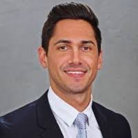 Chris Hahn's Instagram, Twitter & Facebook