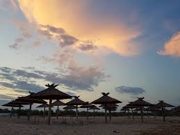 Sulina este un oraș și un port liber din delta dunării, la extremitatea de răsărit a româniei, la vărsarea brațului sulina în marea neagră. Sulina Un OraÈ™ Cu Sute De Legende Pe Vremuri Europa In MiniaturÄƒ Descopera Dobrogea