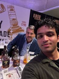 Singapore's Very Own Brass Lion Just Made Global Gin History! 🏆  @brassliondistillery 's Pearl Jasmine Gin has just been crowned the WORD'S  BEST at the International Wine & Spirit Competition 2025!!! They