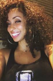 Mya forever the curly girl ✨