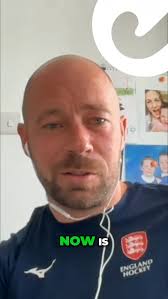 Mark Bateman, U18 coach for England 🏴󠁧󠁢󠁥󠁮󠁧󠁿, about the journey to  international coaching in field hockey 🏑, ., Clip from our masterclass