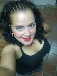 carolina (@carolina_2401)