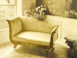 French art deco vintage 1930s furniture. Vintage Photos Show What Furniture Looked Like 100 Years Ago