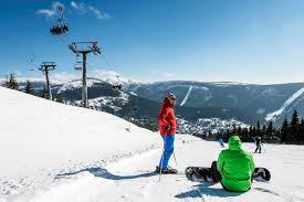 Špindlerův mlýn is a town in trutnov district in the hradec králové region of the czech republic. Melida Bude Provozovat Skiarealy Ve Spindlerove Mlyne Az Do Roku 2057 Spoji Svaty Petr A Medvedin E15 Cz