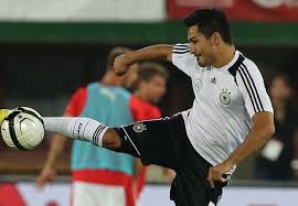 See all of ilkay gundogan's fifa ultimate team cards throughout the years. Ilkay Gundogan Height Weight Age Girlfriend Family Facts Biography