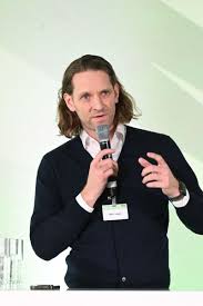 startupcollaboration #digitaltransformation #buystattmake