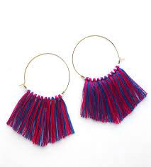 Let's learn how to make 3 easy leather earrings with minimal supplies!purchase supplies here:thicker leather scraps: Fringe Earrings Diy Hoop Fringe Earrings Moms And Crafters