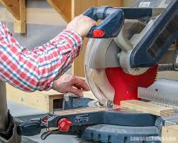 Cut the proper amount of molding with help from an experienced foreman in. When To Use A Miter Saw Vs Table Saw Saws On Skates