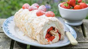 Sweet Eve Strawberry Meringue Roulade Recipe Youtube