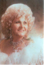 Mary Berte's Instagram, Twitter & Facebook