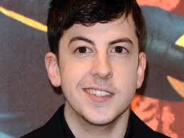 Today I got told for the eighth time that I look like Christopher  Mintz-Plasse. Do you have any celebrity lookalikes? Pics? :  r/CasualConversation