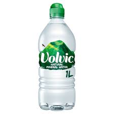 La source de volvic se trouve au cœur de l'europe, en auvergne française. Volvic Natural Mineral Water 1l Britannia Lk