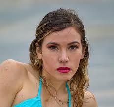 the ocean... with Valerie Della Longa Hosted: David Ramirez #htxmodels