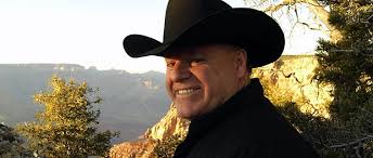 Doug Adkins liefert mit "Lonesome" Country Music vom Allerfeinsten!