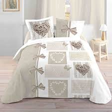 Élément indispensable de votre linge de lit, elle procure la couette naturelle est composée d'un garnissage en plumette, duvet ou soie naturelle. Lovely Casa Heart 240x260 Cm Single Duvet Set 2 Pillow Cases Assortierter 63x63 Cm 100 Cotton Buy Online In Montenegro At Montenegro Desertcart Com Productid 57721489