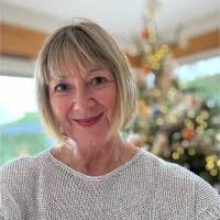 700+ "Dines" profiles