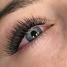 They will also walk you through the steps of brushing your lashes, washing your eyes, and what skincare and cosmetic products you. What Is The Average Price For Eyelash Extensions
