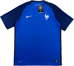 Lors de vos entraînements et compétitions de running, sa coupe cintrée au manches raglan vous apporte une liberté de mouvement idéale. 2016 17 France Home Shirt W Tags Classic Retro Vintage Football Shirts