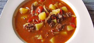Deftige Gulaschsuppe Von Badegast1 Chefkoch Rezept Gulaschsuppe Ungarische Gulaschsuppe Gulasch