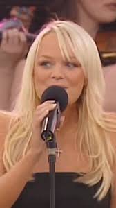 Emma Bunton 'Baby Love' (Party at The Palace 2002) 🎤💋💕 @emmaleebunton ,  ., ., #emmabunton #partyatthepalace #babyspice #babylove #spicegirls #music  #queen #uk #reelsinstagram #reelsvideo #reelsviral ...