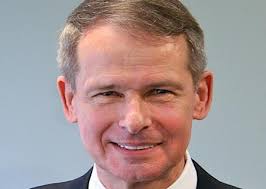 Speaker Gen Peter Pace