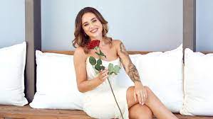 The season premiere of the bachelorette just aired and there are 23 contestants moving forward to the next episode of the show. Die Bachelorette Im Online Stream Ansehen Tvnow