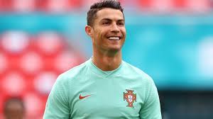 О его карьере, личной жизни и о том, как он справляется со славой. Cristiano Ronaldo S Hilarious Coca Cola Snub At Euro 2020 Sporting News Australia