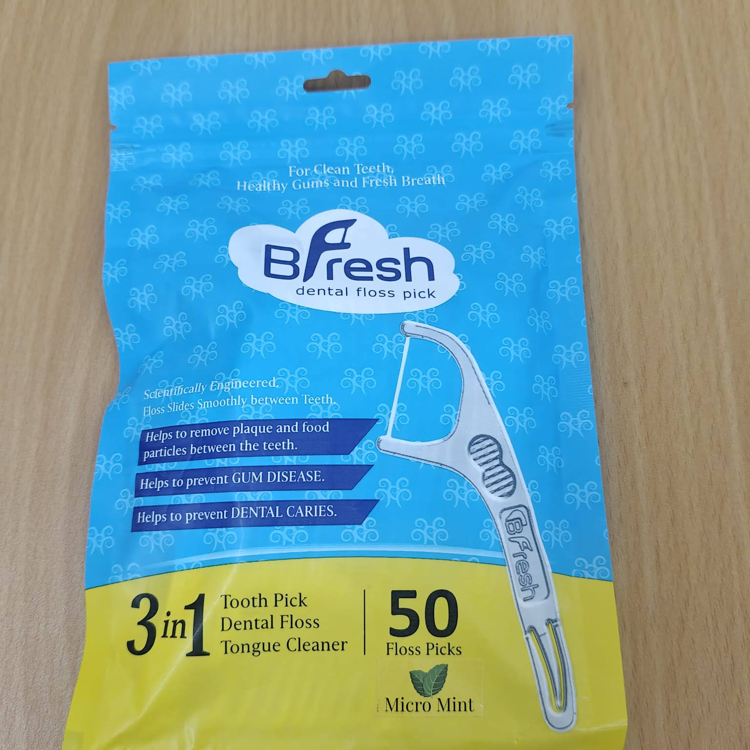 Dental Floss Pick 3 in 1 product image
