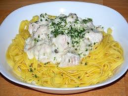 Lachs Sahne Sauce Fur Tagliatelle Rezept Lachs Mit Sahnesauce Rezepte Und Tagliatelle
