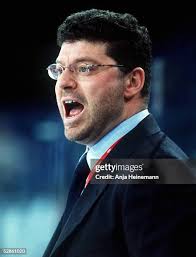 14.194 Acariciar A Una Persona Stock Photos, High-Res Pictures, and Images 