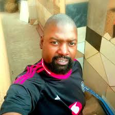 How to achieve bokeh effect with a kit lens?