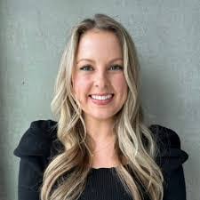 Donna Orrill's Instagram, Twitter & Facebook