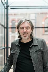 Als de top 2000 in december van start gaat, zit ruud de wild precies een jaar bij npo radio 2. Multimediale Tentoonstelling Trigger Ruud De Wild Over Oorlog En Vrede