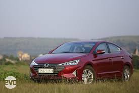 The hyundai elantra is ranked #5 in compact cars by u.s. 2019 Hyundai Elantra Facelift First Drive Review