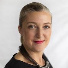 Isabelle Troitzky (@IzzyTroitzky)