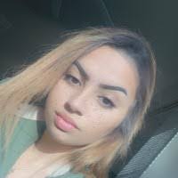 Desirae Morris's Instagram, Twitter & Facebook