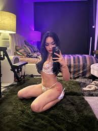 Queen Asian 🇦🇺 @asianladyboy23 - Twitter Profile | Sotwe