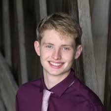 Andrew Petit's Instagram, Twitter & Facebook