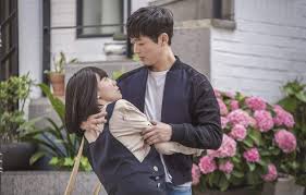 The talented older sister has everything, including a beautiful appearance, and her younger sister, who is less attractive but still has a warm heart. Beautiful Gong Shim Wiki K Drama Amino