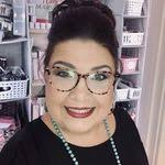 Shannon Lefler's Instagram, Twitter & Facebook