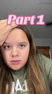 Melissa Atchison's Instagram, Twitter & Facebook