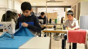 Darum Ist Uns Kinderarbeit Beim Kleiderkauf Egal Quarks De