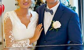 Niedawno publicysta udzielił wywiadu magazynowi replika, w którym poruszył temat coming outu swojej córki, wiktorii. Wojciech Brzozowski I Aurelia Krzakala Slub Pary Zdjecia I Wideo