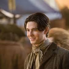 So, you know the expected audience, right? Stardust Pulbere De Stele 2007 Film Cinemagia Ro