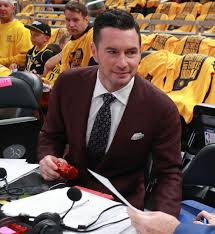 Баатархүүгийн Ялалт - ЖЖ Редик энэ бүх циркийн үзүүлбэрийн нэг хэсэг байхыг, бас аливаа зүйлийн 2 дахь сонголт байхыг хүсэхгүй байгаа ч дасгалжуулагч болохыг хүсэж байгаа хэвээрээ гэнэ. Харин Лэйкерст Б төлөвлөгөө