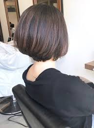ボブ 30 40代似合う 丸顔 手入れ簡単 houleの髪型 ヘアスタイル ヘアカタログ 2020秋冬 髪型 ボブ ショートのヘアスタイル ヘアスタイリング