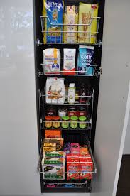 Schrankauszug Zum Nachrusten Korb Kombi Systeme Ubereinander Montiert Lassen Einen Hochschrank Schnell Z Apothekerschrank Kuche Apothekerschrank Kuchenschrank